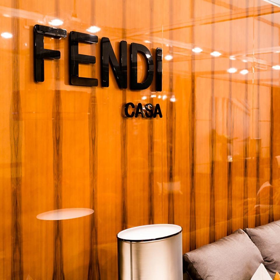 Фото - Стенд салона интерьеров Aurrum  | FENDI — мебель представленная на стенде
