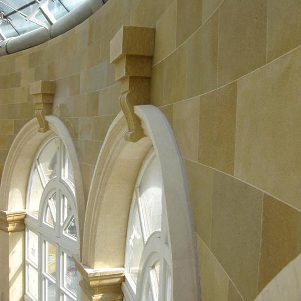 Оранжерея, частные владения | Верхний декор полуциркульных окон Фото - Оранжерея, частные владения | Верхний декор полуциркульных окон